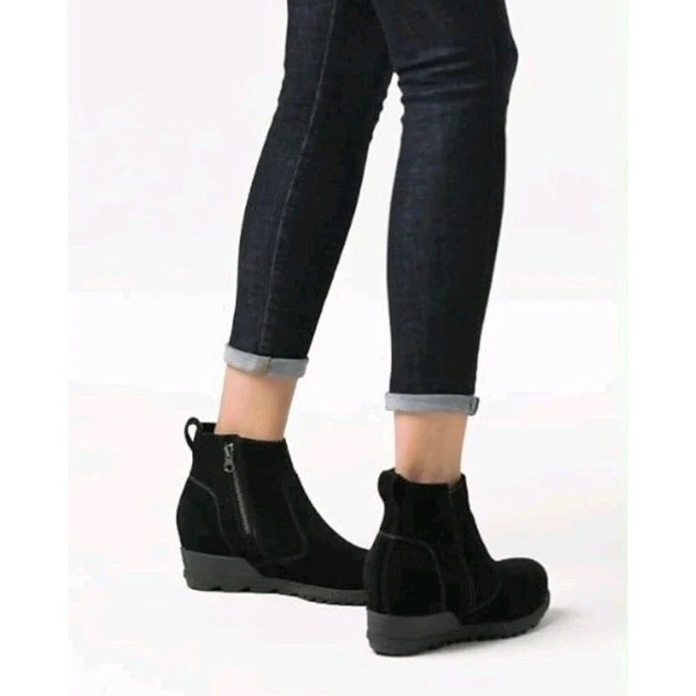 SOREL Evie Wedge Ankle Boots Black Suede Side Zipper Size 11 Women's     55